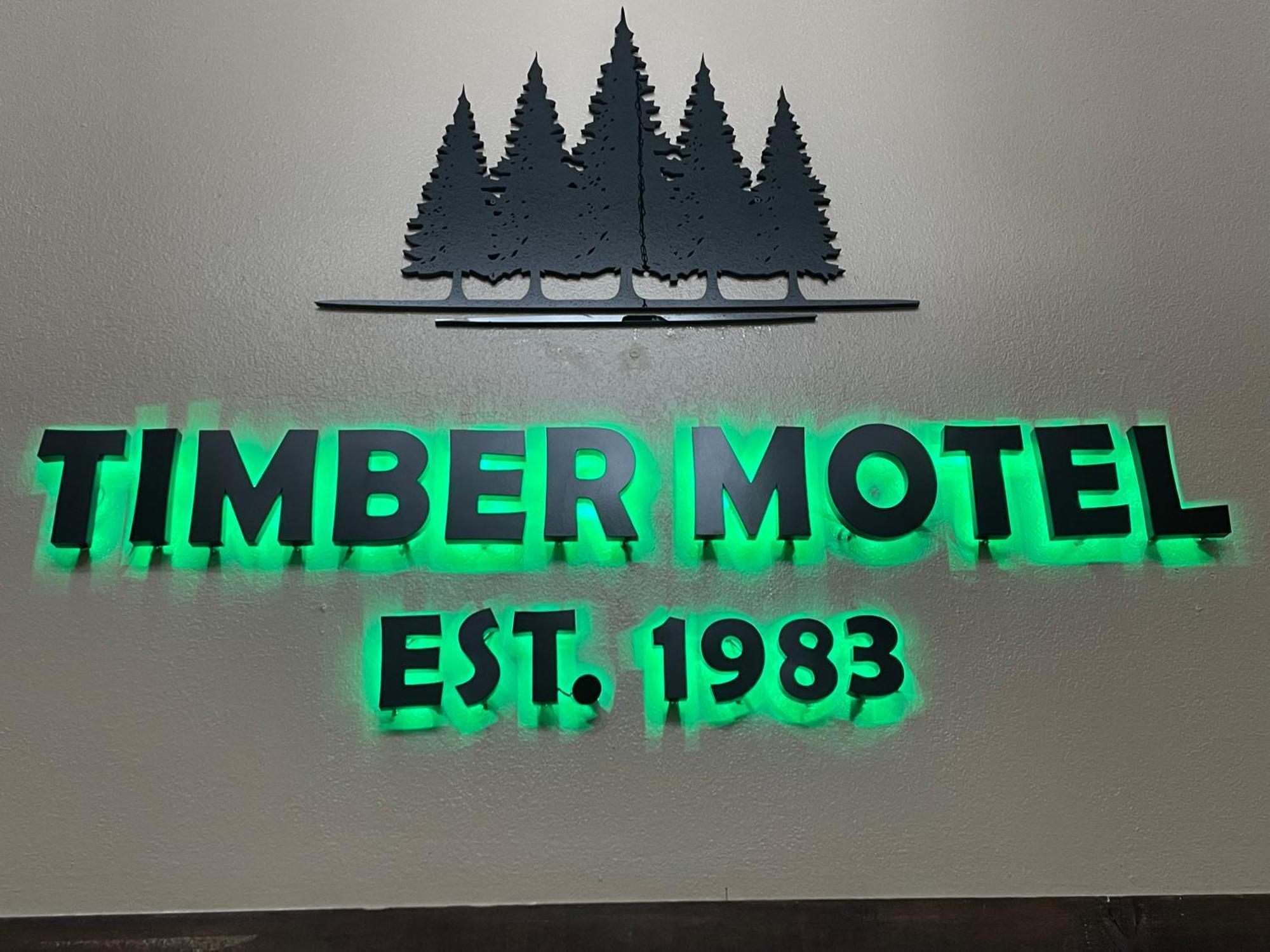 Timber Motel Clinton Buitenkant foto